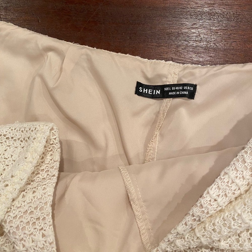 Ruffle Eyelet Bow Mini Skirt - Picture 3 of 3